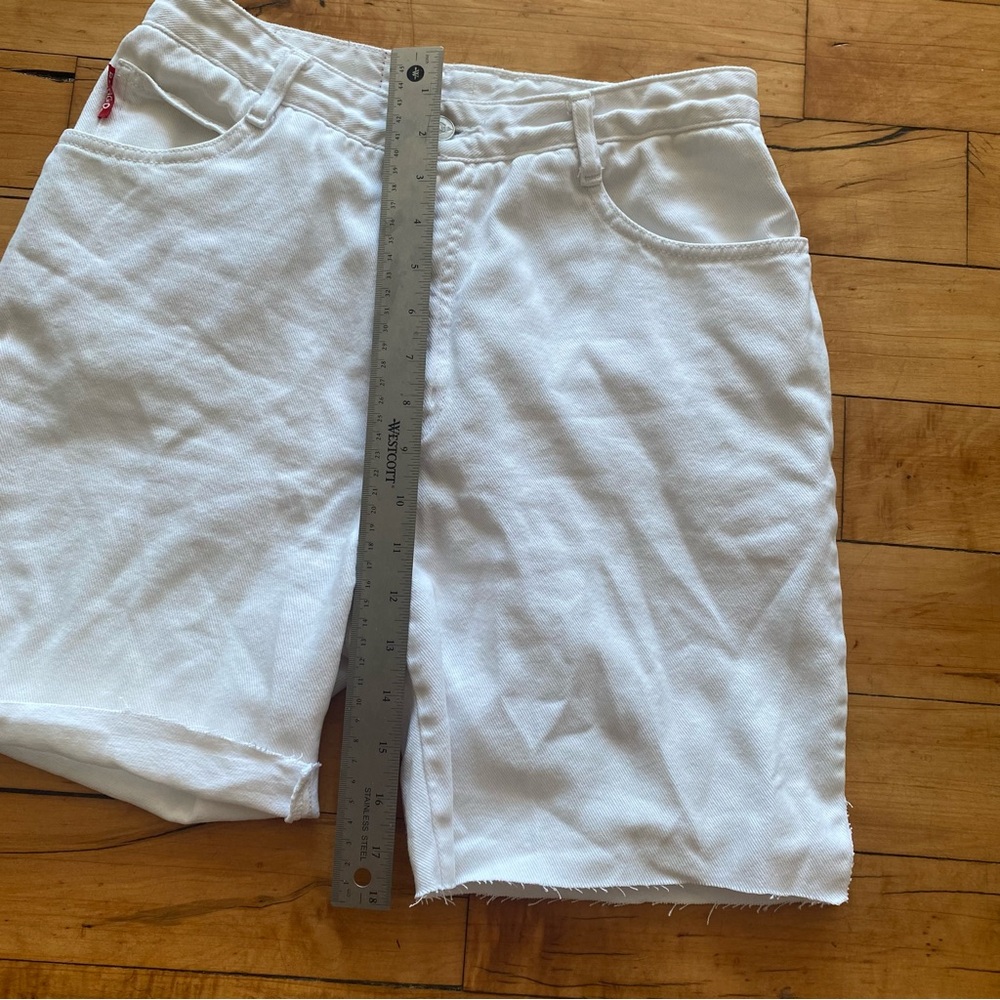 🤍 Vintage BONGO White Jean Shorts - Size 11 / Waist 28” - Picture 7 of 8